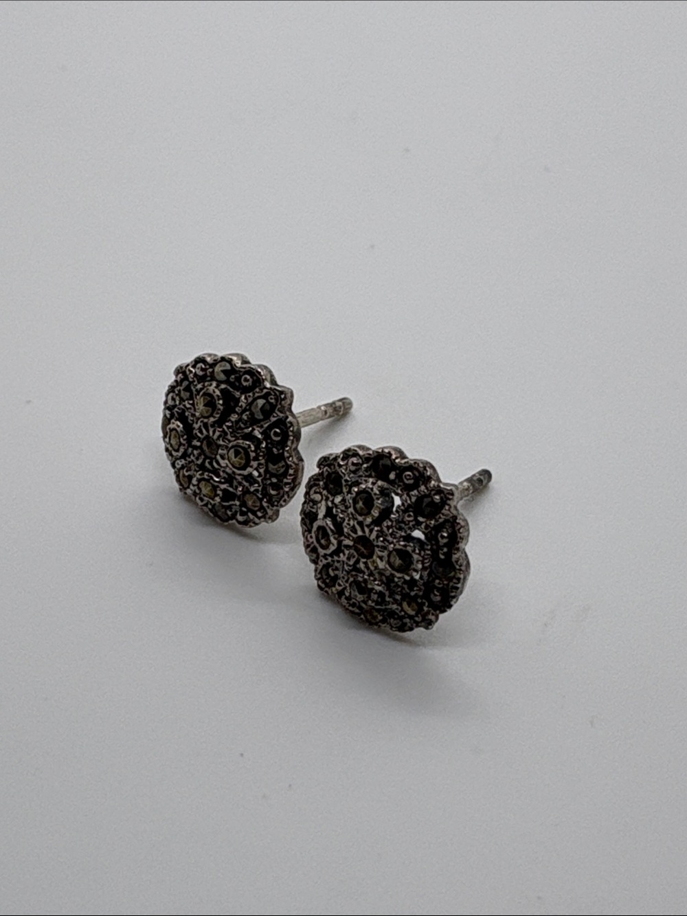 Vintage/antique Unmarked (Sterling?) silver tone marcasite earrings